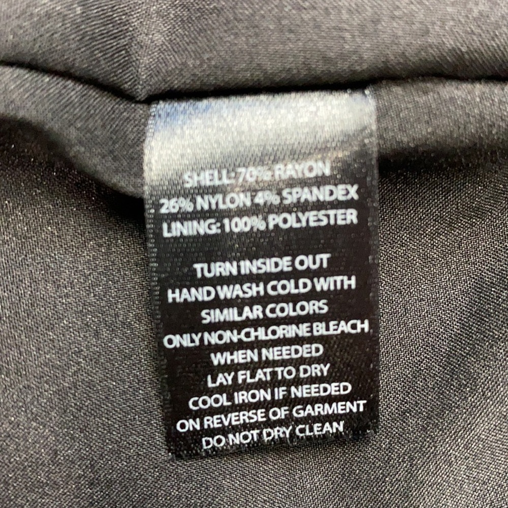 WHITE HOUSE|BLACK MARKET Black Skirt Size: 2 - Picture 13 of 17